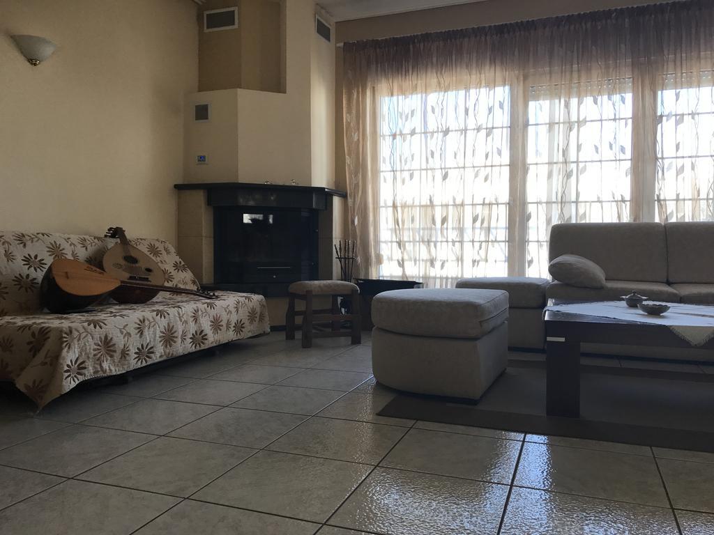 Family House Apartment Kavala Bagian luar foto