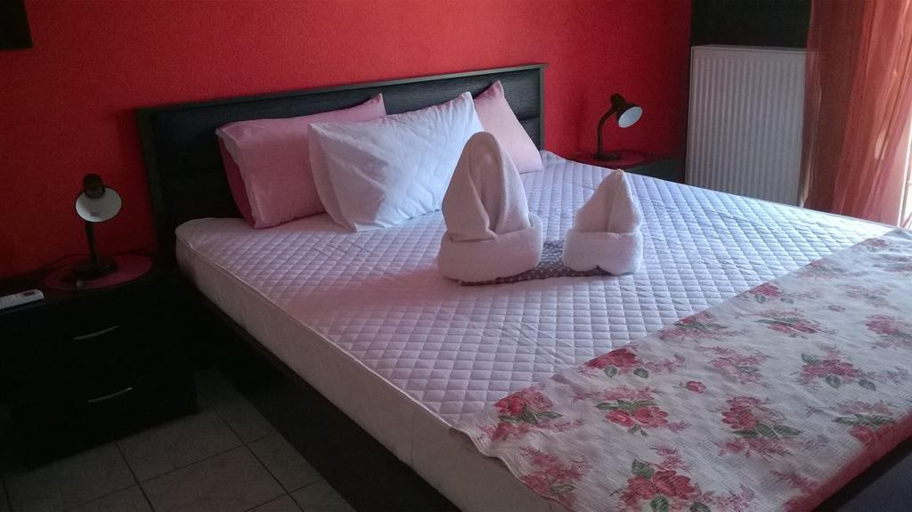 Family House Apartment Kavala Bagian luar foto